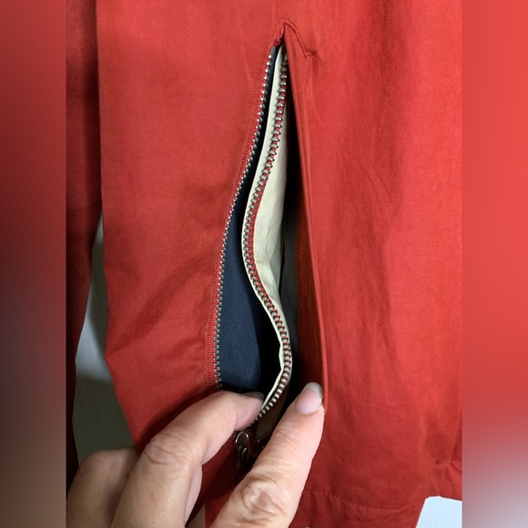 Bugatti - Red Bomber / Wind Breaker Style Jacket With Double Layer Pockets 44R - Picture 5 of 9